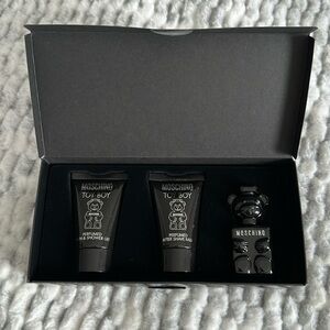 Moschino Toy Boy set